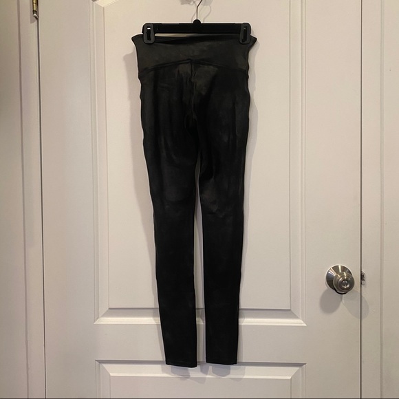 Spanx Faux Leather Leggings - Picture 6 of 6